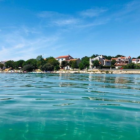 Apartment In Villa Moletto Seaside & Relax - 4 Guests Lovrečica Zewnętrze zdjęcie