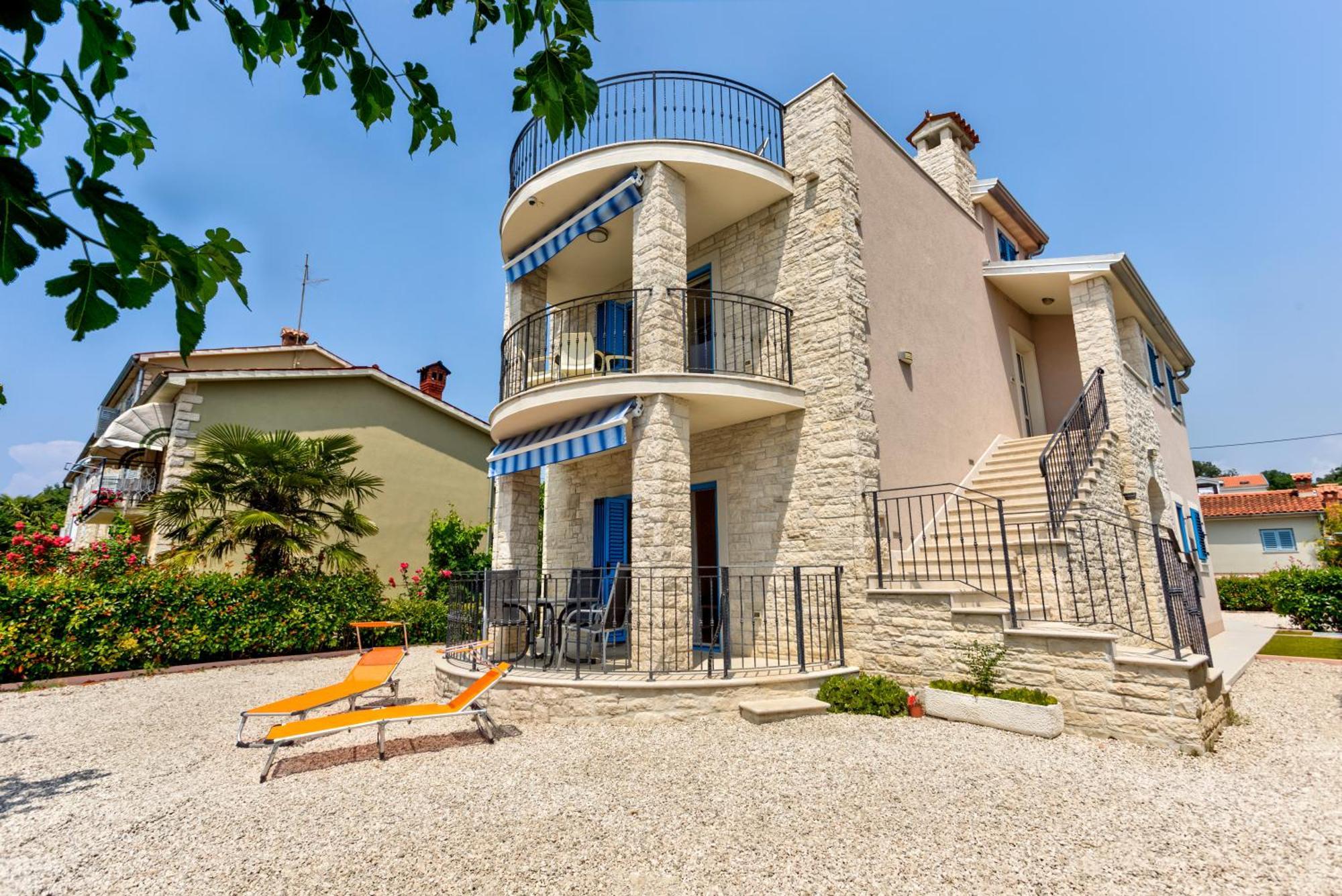 Apartment In Villa Moletto Seaside & Relax - 4 Guests Lovrečica Zewnętrze zdjęcie